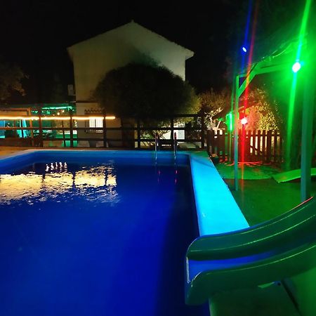 Casa Rural La Milla Verde Малага Экстерьер фото